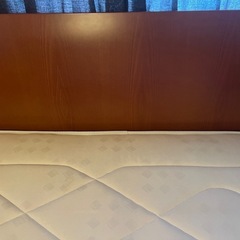 カッシーナ　クイーンサイズ　ベッドマットレスのみの画像