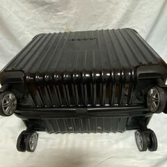 横型　スーツケース　黒色　キャスター1つ劣化ありの画像