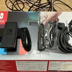 任天堂初期Switch本体セットの画像