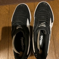 リーボック　スニーカーの画像