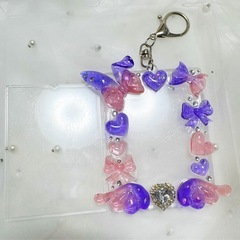 【無料】ホイップデコ済みトレカケース28個まとめて　ハンドメイド【引取限定】の画像