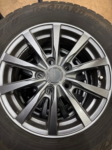 195/65R15スタッドレスタイヤ　ホイール付き　