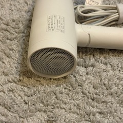 サロニア ドライヤーの画像