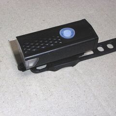 新品2個セット■CAT EYE（キャットアイ）ヘッドライトHIDバルブ、ボルドーLEDヘッドライト、の画像