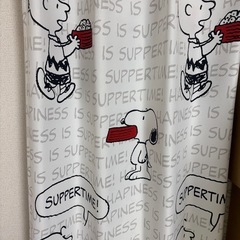 カーテンの画像