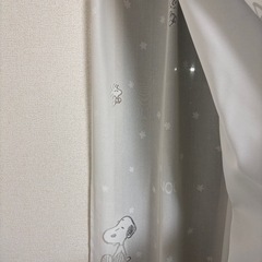 カーテンの画像