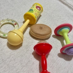 赤ちゃん用　音の出るおもちゃ　5種類の画像