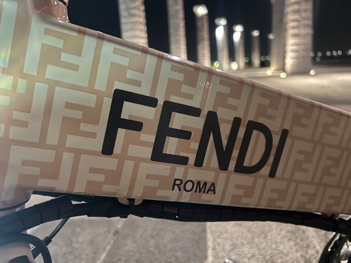 FENDI × MATE 期間限定販売品 超ハイブランド　