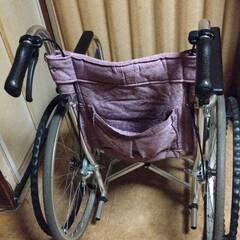 車いすの画像