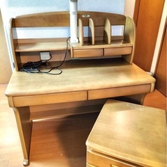学習机 勉強机の画像