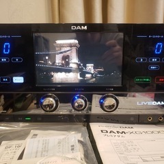 DAM 通信カラオケ機器の画像