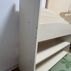 子供用 本棚 収納の画像