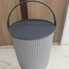 オムニウッティ 20L LL ふた付きバケツ 収納 ゴミ箱 おしゃれ 八幡化成 の画像