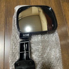 トヨタ純正 200系ハイエース リアアンダーミラー（新車外し）の画像