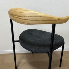 ダイニングチェア2脚の画像