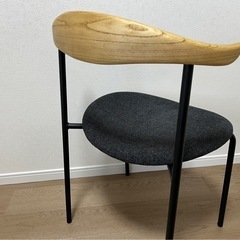 ダイニングチェア2脚の画像