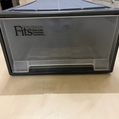 Fits  4ケース　収納ケースの画像