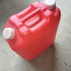 灯油 ポリタンク ポリ容器 灯油缶 18L 中古 「引取り・手渡し限定」の画像
