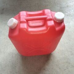 灯油 ポリタンク ポリ容器 灯油缶 18L 中古 「引取り・手渡し限定」の画像