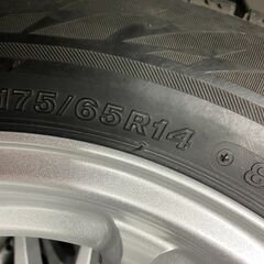 175/65r14　スタッドレス4本　ブリヂストン　VRX2　2017年　タイヤのみ　土曜日午後外す予定の画像