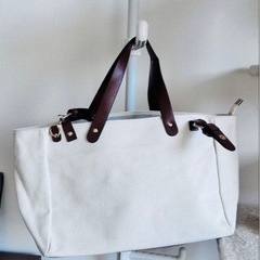 トラベルバッグ　新品の画像