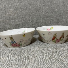 ピーターラビット食器の画像