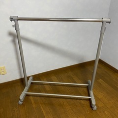 ◆ハンガーラック　キャスター付き①◆の画像