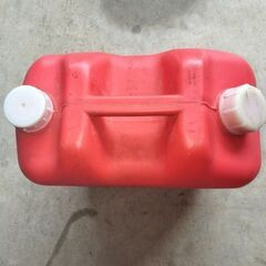 灯油 ポリタンク ポリ容器 灯油缶 18L 中古 「引取り・手渡し限定」②の画像