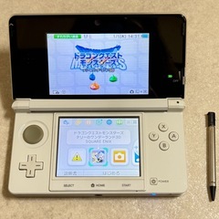 ニンテンドー3DS ホワイト 本体 ソフト付きの画像