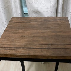 サイドテーブルの画像