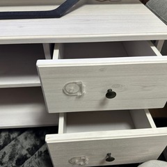 テレビ台の画像