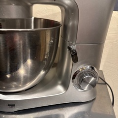 スタンドミキサー　8L 6段スピードの画像