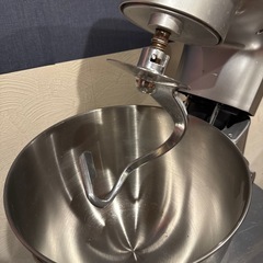 スタンドミキサー　8L 6段スピードの画像