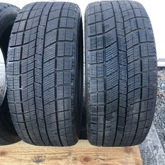良品 スタッドレス　タイヤ 225 40 18の画像