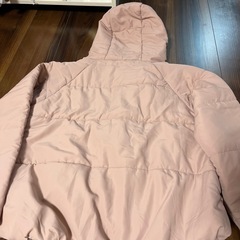 うすピンク　ジャンバー　の画像