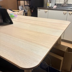 IKEA リーサボー　テーブル　ベンチ付きの画像