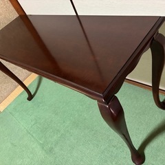 [高級家具]マホガニーの猫足シェルフの画像
