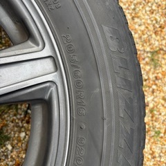 アルミホイール付スタッドレスタイヤ
の画像