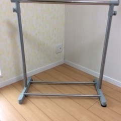 洋服ラック　4つセットの画像
