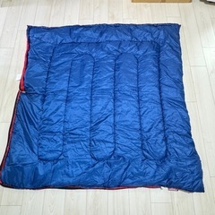 【Coleman】コールマン　寝袋 スリーピングバッグ 小さめ　赤×青 キャンプ　子供用の画像