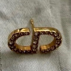 Diorピアス Christian Diorの画像