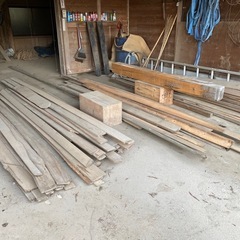 材木軽トラ1台分　18センチの角材もありの画像
