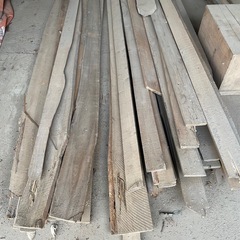 材木軽トラ1台分　18センチの角材もありの画像