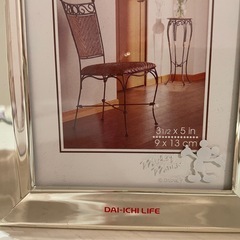 2つ折り写真立ての画像