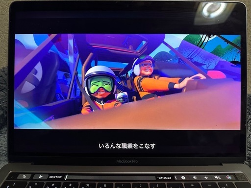 macbook pro 2016 13インチ touchbar付きモデル+プロジェクター。［最安]