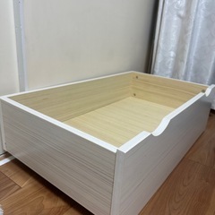 ベッド下収納の画像