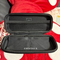 OWNDAYSのメガネケースの画像