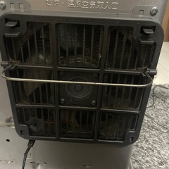 石油ストーブの画像