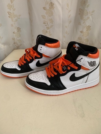 NIKE AIR JORDAN 1 RETRO HIGH OG “ELECTRO ORANGE