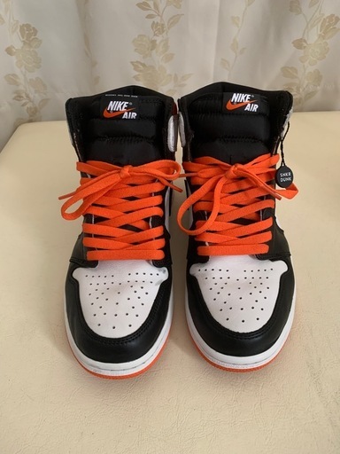 NIKE AIR JORDAN 1 RETRO HIGH OG “ELECTRO ORANGE